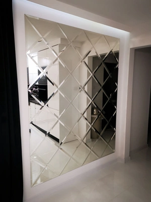 Lustra Glamour na każdy wymiar kafelki lustrzane fazowane 1600mm x 2400mm faza 12mm