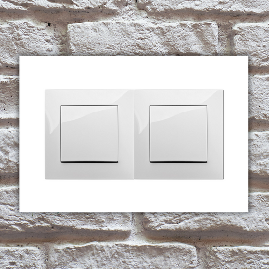 Osłona, ramka szklana pod włącznik światła lub gniazdko biała podwójna