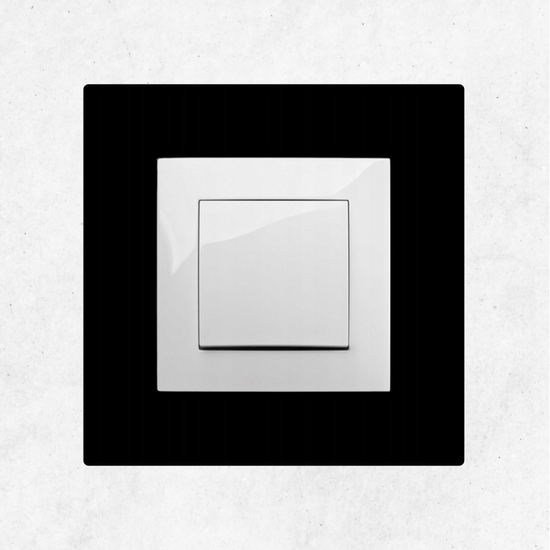 Osłona, ramka szklana pod włącznik światła lub gniazdko czarna pojedyncza